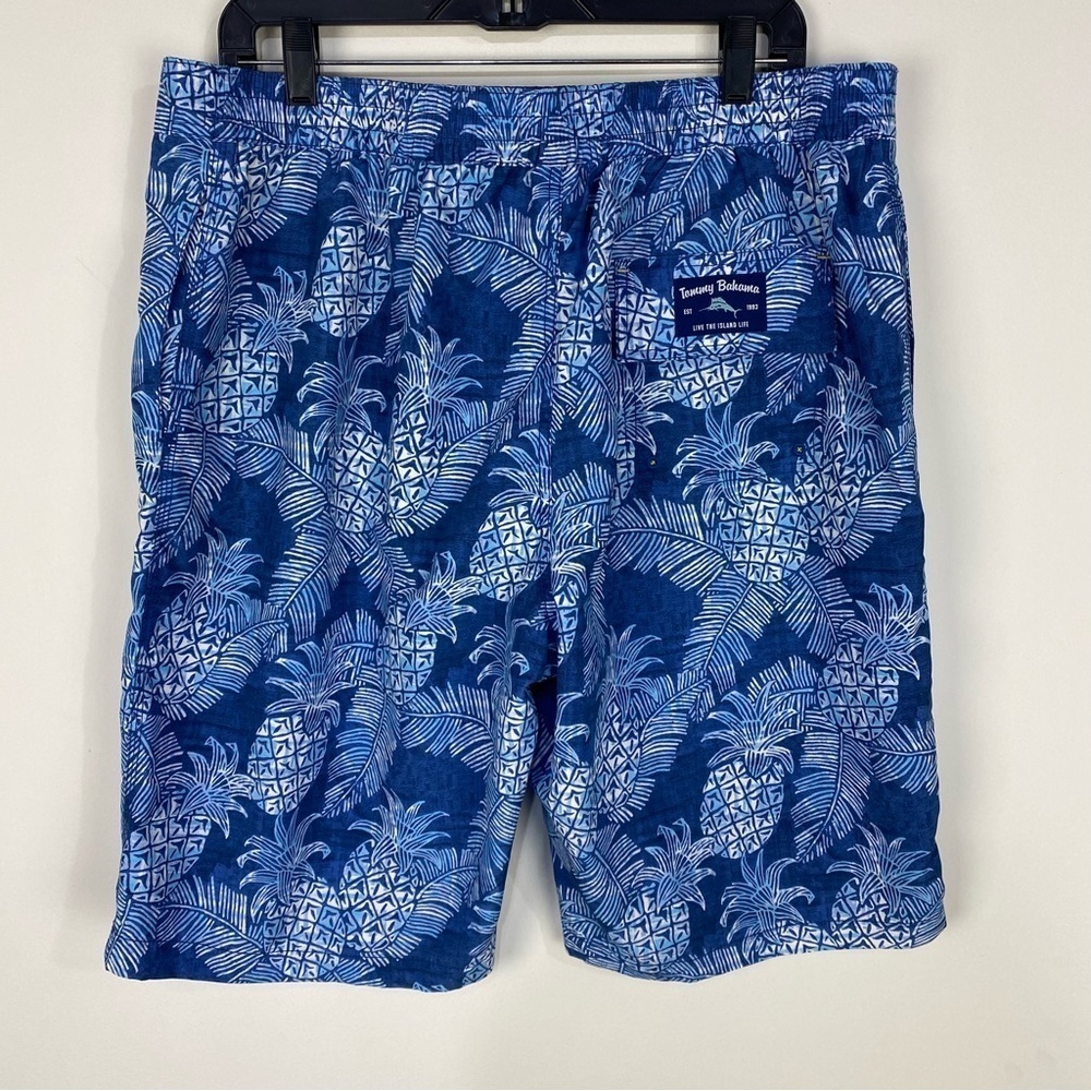 Tommy Bahama Blue Pineapple Swim Trunks Beach Pool Vacation - Picture 2 of 4